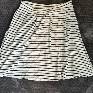 Torrid Black and White Stripped Midi Skirt